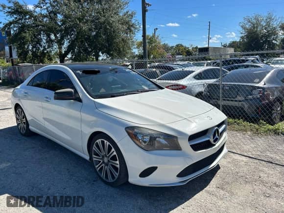 2017 Mercedes-Benz CLA 250 с VIN WDDSJ4EB0HN454115, выставлен на аукционе Copart как лот 91085935 с пробегом 135 277 миль миль и Чистый • Clean title. История ставок и продаж доступна на DreamBid. Изображение 1.