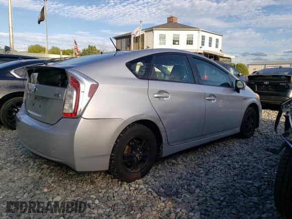 2012 Toyota Prius One with VIN JTDKN3DU3C5474654, listed as a Copart auction lot 85874815 with 403,257 mi miles and Clean title. Bid and sale history available at DreamBid. Image 3.