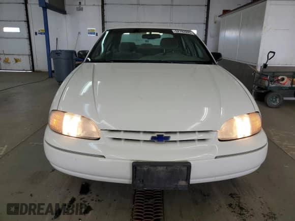 2001 Chevrolet Lumina с VIN 2G1WL52J011204347, выставлен на аукционе Copart как лот 52782895 с пробегом 137 334 миль миль и Списание • Salvage title. История ставок и продаж доступна на DreamBid. Изображение 5.