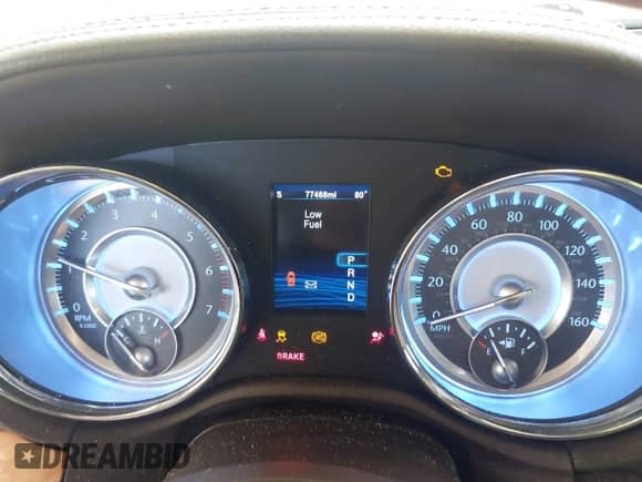 2013 Chrysler 300 C with VIN 2C3CCAET4DH504862, listed as a IAAI auction lot 42403456 with 77,468 mi miles and . Bid and sale history available at DreamBid. Image 7.