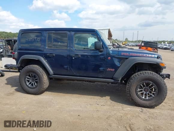 2025 Jeep Wrangler Rubicon with VIN 1C4RJXFNXSW518293, listed as a IAAI auction lot 43158996 with 2,360 mi miles and . Bid and sale history available at DreamBid. Image 14.