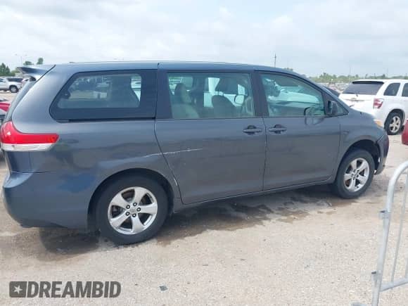 2013 Toyota Sienna L with VIN 5TDZK3DC9DS351449, listed as a IAAI auction lot 42397699 with Not provided miles and . Bid and sale history available at DreamBid. Image 13.