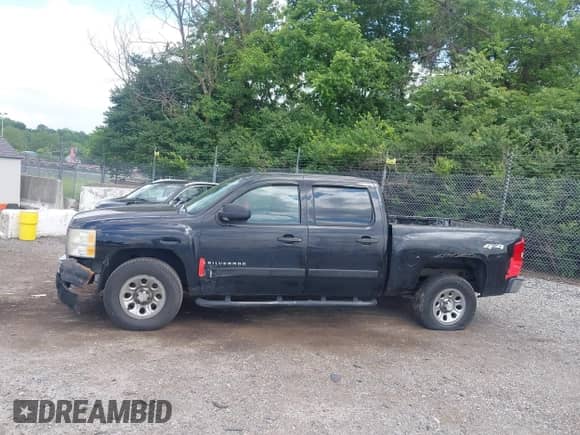 2007 Chevrolet Silverado 1500 LS с VIN 2GCEK13C271652287, выставлен на аукционе IAAI как лот 42392765 с пробегом 203 899 миль миль и . История ставок и продаж доступна на DreamBid. Изображение 14.