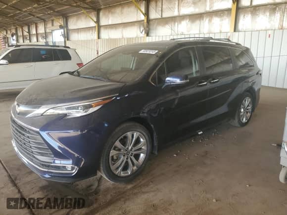 2022 Toyota Sienna Platinum с VIN 5TDERKEC1NS126303, выставлен на аукционе Copart как лот 90923245 с пробегом 21 171 миль миль и Списание • Salvage title. История ставок и продаж доступна на DreamBid. Изображение 1.