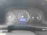 2012 Hyundai Santa Fe SE z VIN 5XYZH4AG5CG096869, wystawiony jako IAAI lot #43278076 z przebiegiem 185 721 mil mil oraz . Historia ofert i sprzedaży dostępna na DreamBid. Obrazek 7.