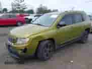 2012 Jeep Compass Sport z VIN 1C4NJDBB8CD577395, wystawiony jako IAAI lot #42768124 z przebiegiem 127 518 mil mil oraz . Historia ofert i sprzedaży dostępna na DreamBid. Obrazek 17.