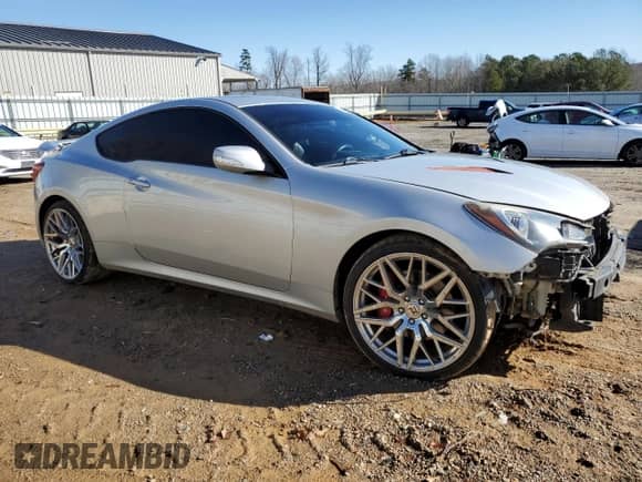 2015 Hyundai Genesis Coupe Ultimate with VIN KMHHU6KJ8FU128290, listed as a Copart auction lot 44106515 with 121,655 mi miles and Salvage title. Bid and sale history available at DreamBid. Image 4.