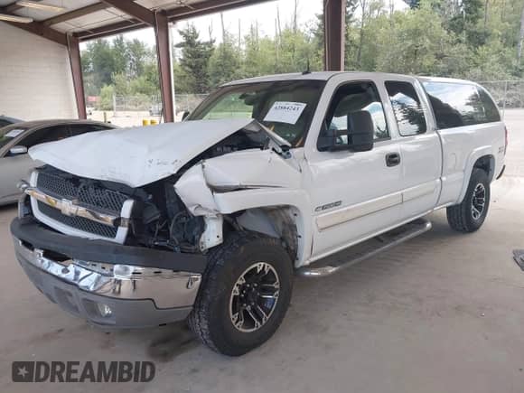 2003 Chevrolet Silverado 1500 LS with VIN 2GCEK19T231374413, listed as a IAAI auction lot 42884243 with 214,947 mi miles and . Bid and sale history available at DreamBid. Image 18.