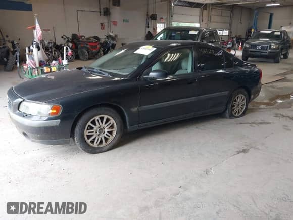 2004 Volvo S60 с VIN YV1RS61T842326923, выставлен на аукционе IAAI как лот 42652902 с пробегом 183 511 миль миль и . История ставок и продаж доступна на DreamBid. Изображение 2.