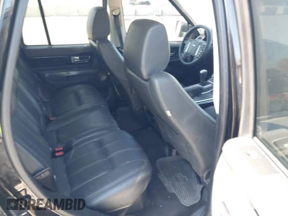 2011 Land Rover Range Rover Sport HSE Lux with VIN SALSK2D48BA703136, listed as a IAAI auction lot 43260492 with 196,089 mi miles and . Bid and sale history available at DreamBid. Image 8.