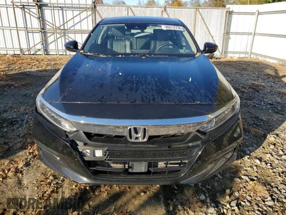 2019 Honda Accord EX-L z VIN 1HGCV1F52KA041056, wystawiony jako Copart lot #86512735 z przebiegiem Nie podano mil oraz Szkoda całkowita • Salvage title. Historia ofert i sprzedaży dostępna na DreamBid. Obrazek 5.