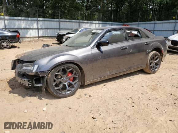 2021 Chrysler 300 Touring with VIN 2C3CCAAG1MH572223, listed as a Copart auction lot 71263105 with 192,177 mi miles and Salvage title. Bid and sale history available at DreamBid. Image 1.