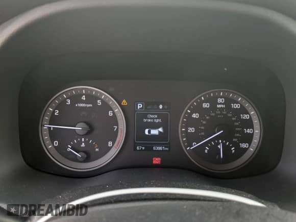 2017 Hyundai Tucson SE z VIN KM8J3CA40HU511559, wystawiony jako Copart lot #81511665 z przebiegiem 63 961 mil mil oraz Szkoda całkowita • Salvage title. Historia ofert i sprzedaży dostępna na DreamBid. Obrazek 9.