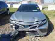 2022 Toyota Camry Hybrid XSE с VIN 4T1K31AK1NU044171, выставлен на аукционе IAAI как лот 41778041 с пробегом 51 428 миль миль и . История ставок и продаж доступна на DreamBid. Изображение 6.