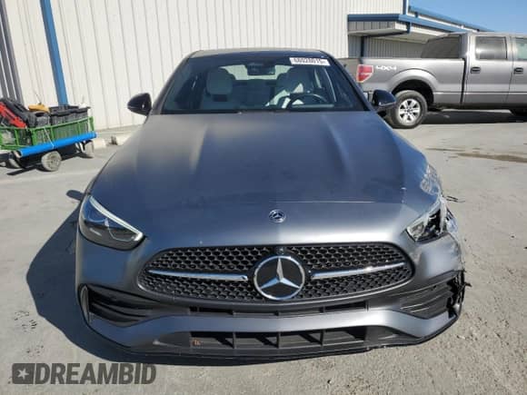 2022 Mercedes-Benz C 300 with VIN W1KAF4GB0NR018718, listed as a Copart auction lot 68028015 with 27,984 mi miles and Salvage title. Bid and sale history available at DreamBid. Image 5.