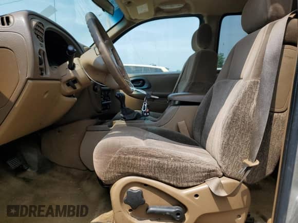 2002 Chevrolet TrailBlazer LS with VIN 1GNDT13S322185929, listed as a Copart auction lot 60020925 with 222,024 mi miles and Non repairable. Bid and sale history available at DreamBid. Image 7.