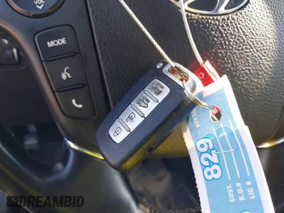 2013 Hyundai Genesis 3.8L с VIN KMHGC4DD2DU221099, выставлен на аукционе IAAI как лот 42852437 с пробегом 185 793 миль миль и . История ставок и продаж доступна на DreamBid. Изображение 11.