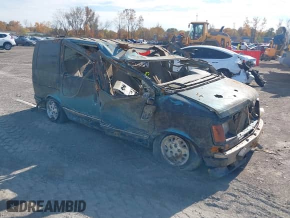 1994 Chevrolet Astro with VIN 1GNDM19W4RB118872, listed as a IAAI auction lot 40709871 with Not provided miles and . Bid and sale history available at DreamBid. Image 1.