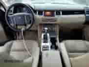 2012 Land Rover Range Rover Sport HSE z VIN SALSF2D4XCA755275, wystawiony jako Copart lot #59421525 z przebiegiem 165 716 mil mil oraz Czysty tytuł • Clean title. Historia ofert i sprzedaży dostępna na DreamBid. Obrazek 8.