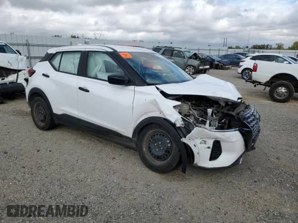 2024 Nissan Kicks S with VIN 3N1CP5BV4RL491206, listed as a Copart auction lot 84779545 with 22,914 mi miles and Salvage title. Bid and sale history available at DreamBid. Image 4.