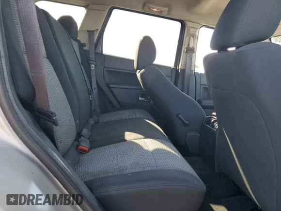 2009 Jeep Grand Cherokee Laredo with VIN 1J8GR48K29C545218, listed as a Copart auction lot 89552495 with 208,108 mi miles and Clean title. Bid and sale history available at DreamBid. Image 11.