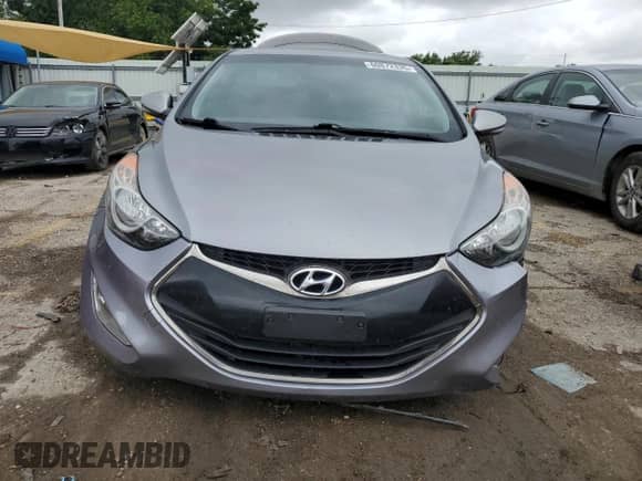 2013 Hyundai Elantra SE z VIN KMHDH6AE8DU006372, wystawiony jako Copart lot #60872335 z przebiegiem 151 390 mil mil oraz Szkoda całkowita • Salvage title. Historia ofert i sprzedaży dostępna na DreamBid. Obrazek 5.
