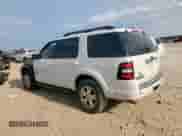 2008 Ford Explorer XLT с VIN 1FMEU63E18UA79702, выставлен на аукционе Copart как лот 70472145 с пробегом 212 663 миль миль и Списание • Salvage title. История ставок и продаж доступна на DreamBid. Изображение 2.