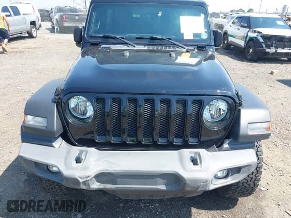 2021 Jeep Wrangler Unlimited Willys z VIN 1C4HJXDN4MW859738, wystawiony jako IAAI lot #42593210 z przebiegiem 23 163 mil mil oraz . Historia ofert i sprzedaży dostępna na DreamBid. Obrazek 6.