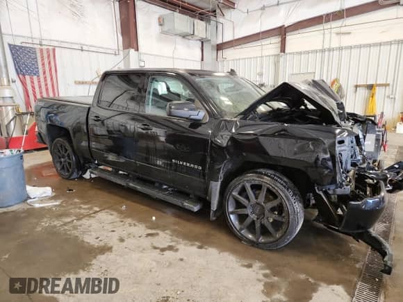 2017 Chevrolet Silverado 1500 LT with VIN 3GCUKRECXHG143905, listed as a Copart auction lot 71458895 with Not provided miles and Non repairable. Bid and sale history available at DreamBid. Image 4.