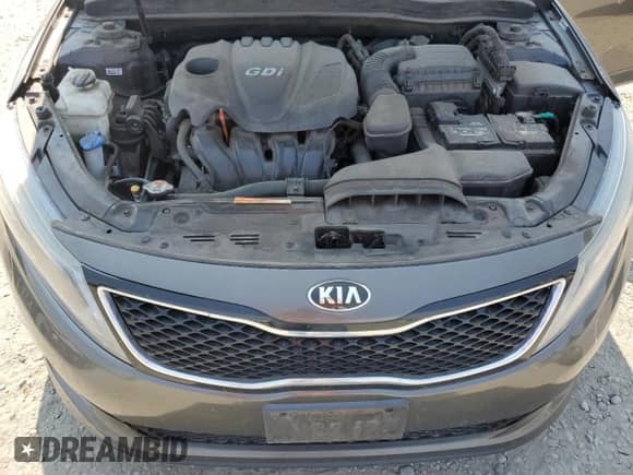 2015 Kia Optima LX z VIN 5XXGM4A78FG371811, wystawiony jako Copart lot #70638385 z przebiegiem 136 484 mil mil oraz Szkoda całkowita • Salvage title. Historia ofert i sprzedaży dostępna na DreamBid. Obrazek 11.