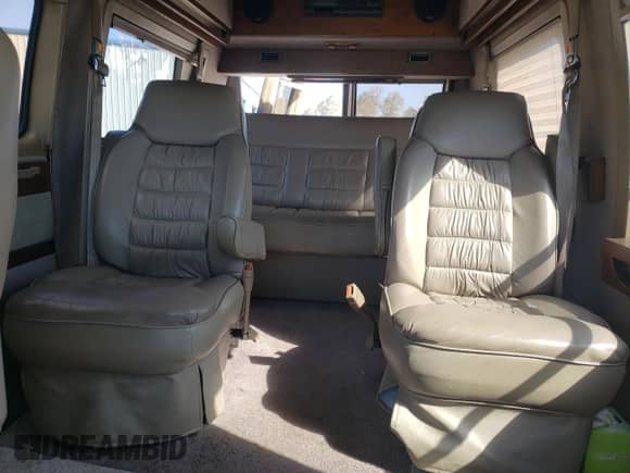 1995 Chevrolet Chevy Van with VIN 1GBEG25K9SF175004, listed as a Copart auction lot 77952694 with 217,649 mi miles and Salvage title. Bid and sale history available at DreamBid. Image 10.