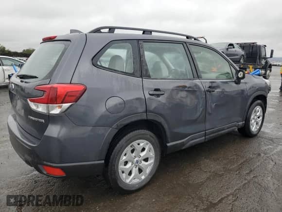 2023 Subaru Forester z VIN JF2SKACC6PH494621, wystawiony jako Copart lot #52293545 z przebiegiem 24 750 mil mil oraz Szkoda całkowita • Salvage title. Historia ofert i sprzedaży dostępna na DreamBid. Obrazek 3.