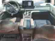 2022 Toyota Sienna Platinum с VIN 5TDERKEC9NS135749, выставлен на аукционе Copart как лот 67049785 с пробегом 51 097 миль миль и Списание • Salvage title. История ставок и продаж доступна на DreamBid. Изображение 8.