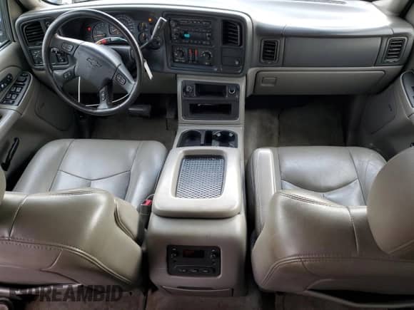 2006 Chevrolet Tahoe Z71 с VIN 1GNEK13ZX6R125602, выставлен на аукционе Copart как лот 81095295 с пробегом 189 017 миль миль и Списание • Salvage title. История ставок и продаж доступна на DreamBid. Изображение 8.