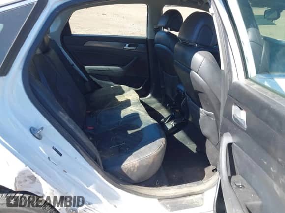 2015 Hyundai Sonata Limited с VIN 5NPE34AF4FH095729, выставлен на аукционе IAAI как лот 43411976 с пробегом Не указан миль и . История ставок и продаж доступна на DreamBid. Изображение 8.