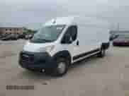 2023 Ram ProMaster Cargo z VIN 3C6MRVJG6PE593209, wystawiony jako Copart lot #50459375 z przebiegiem 29 052 mil mil oraz Czysty tytuł • Clean title. Historia ofert i sprzedaży dostępna na DreamBid. Obrazek 1.