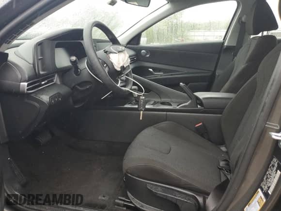 2024 Hyundai Elantra SE with VIN KMHLL4DG3RU682392, listed as a Copart auction lot 69989725 with 13,600 mi miles and Salvage title. Bid and sale history available at DreamBid. Image 7.