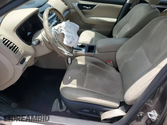 2016 Nissan Altima SV z VIN 1N4AL3AP1GC162176, wystawiony jako Copart lot #65876465 z przebiegiem 70 793 mil mil oraz Szkoda całkowita • Salvage title. Historia ofert i sprzedaży dostępna na DreamBid. Obrazek 7.