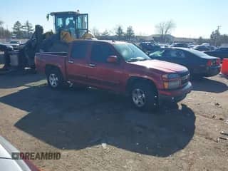 2010 Chevrolet Colorado 1LT z VIN 1GCDSCD91A8128403, wystawiony jako IAAI lot #41428461 z przebiegiem 171 721 mil mil oraz . Historia ofert i sprzedaży dostępna na DreamBid. Obrazek 1.