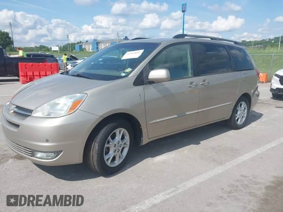 2004 Toyota Sienna XLE z VIN 5TDZA22C64S004791, wystawiony jako IAAI lot #42314032 z przebiegiem 136 114 mil mil oraz . Historia ofert i sprzedaży dostępna na DreamBid. Obrazek 2.