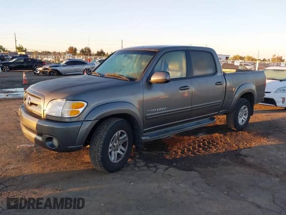 2004 Toyota Tundra Limited с VIN 5TBDT48114S438633, выставлен на аукционе IAAI как лот 43485878 с пробегом 245 296 миль миль и . История ставок и продаж доступна на DreamBid. Изображение 17.