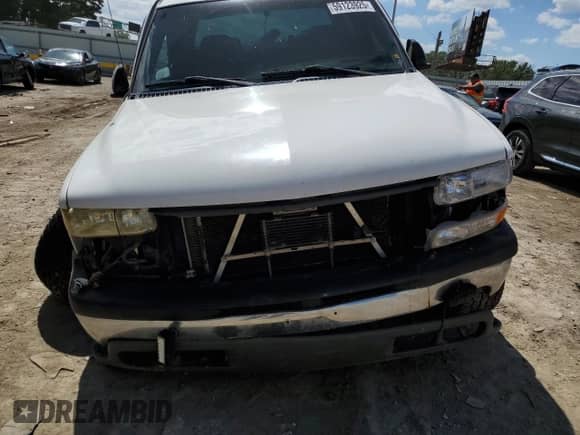 2002 Chevrolet Silverado 1500HD LS с VIN 1GCGK13U32F241984, выставлен на аукционе Copart как лот 59123925 с пробегом 291 845 миль миль и Списание • Salvage title. История ставок и продаж доступна на DreamBid. Изображение 5.