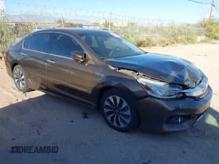 2017 Honda Accord Touring with VIN JHMCR6F7XHC012286, listed as a IAAI auction lot 43309861 with 139,567 mi miles and . Bid and sale history available at DreamBid. Image 1.