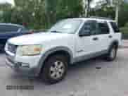 2006 Ford Explorer XLT z VIN 1FMEU73836UB19212, wystawiony jako IAAI lot #42771892 z przebiegiem 168 113 mil mil oraz . Historia ofert i sprzedaży dostępna na DreamBid. Obrazek 2.