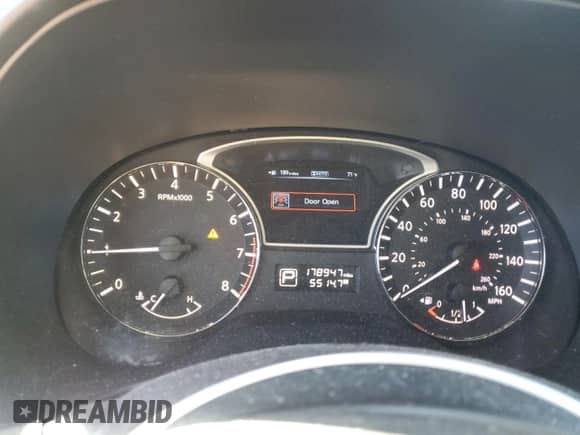 2013 Nissan Pathfinder SL with VIN 5N1AR2MM0DC669095, listed as a Copart auction lot 83876985 with 178,947 mi miles and Salvage title. Bid and sale history available at DreamBid. Image 9.