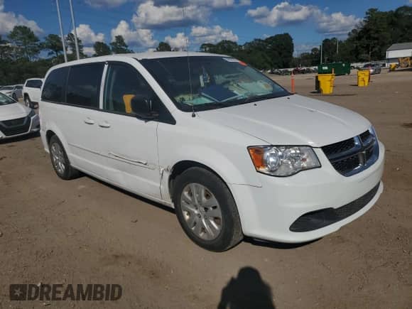 2017 Dodge Grand Caravan SE Plus with VIN 2C4RDGBG5HR728834, listed as a Copart auction lot 84056335 with 130,473 mi miles and Clean title. Bid and sale history available at DreamBid. Image 4.