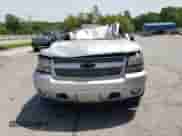 2010 Chevrolet Suburban LS с VIN 1GNUCHE02AR266754, выставлен на аукционе Copart как лот 56241955 с пробегом Не указан миль и Списание • Salvage title. История ставок и продаж доступна на DreamBid. Изображение 5.