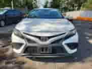 2023 Toyota Camry SE z VIN 4T1G11AK7PU806904, wystawiony jako Copart lot #70753605 z przebiegiem 30 396 mil mil oraz Szkoda całkowita • Salvage title. Historia ofert i sprzedaży dostępna na DreamBid. Obrazek 5.