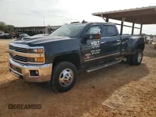 2017 Chevrolet Silverado 3500HD LT с VIN 1GC4KZCY6HF227414, выставлен на аукционе Copart как лот 79103384 с пробегом 128 844 миль миль и Списание • Salvage title. История ставок и продаж доступна на DreamBid. Изображение 1.