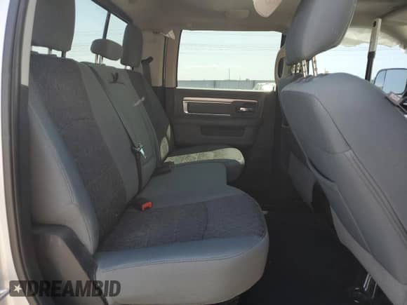 2018 Ram 1500 Big Horn z VIN 1C6RR7TT7JS204268, wystawiony jako Copart lot #61741225 z przebiegiem 81 375 mil mil oraz Szkoda całkowita • Salvage title. Historia ofert i sprzedaży dostępna na DreamBid. Obrazek 10.